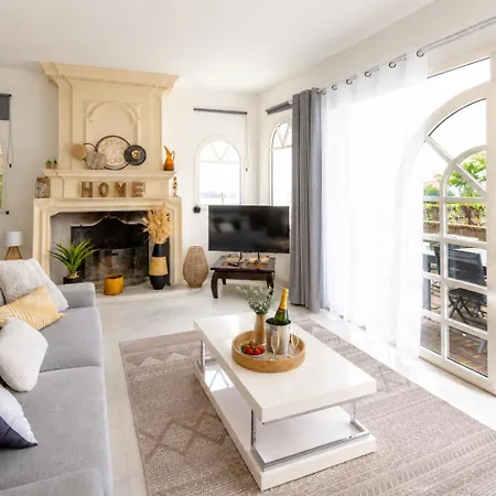 Willa Face Royan